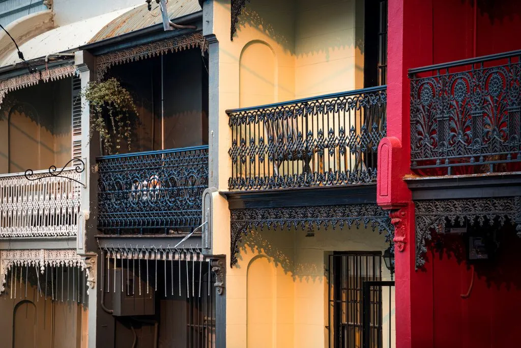 Painting a heritage terrace in Paddington or Woollahra: what the rules actually say